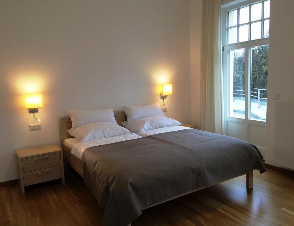 باد بيرمونت Appartements Am Kurpark المظهر الخارجي الصورة